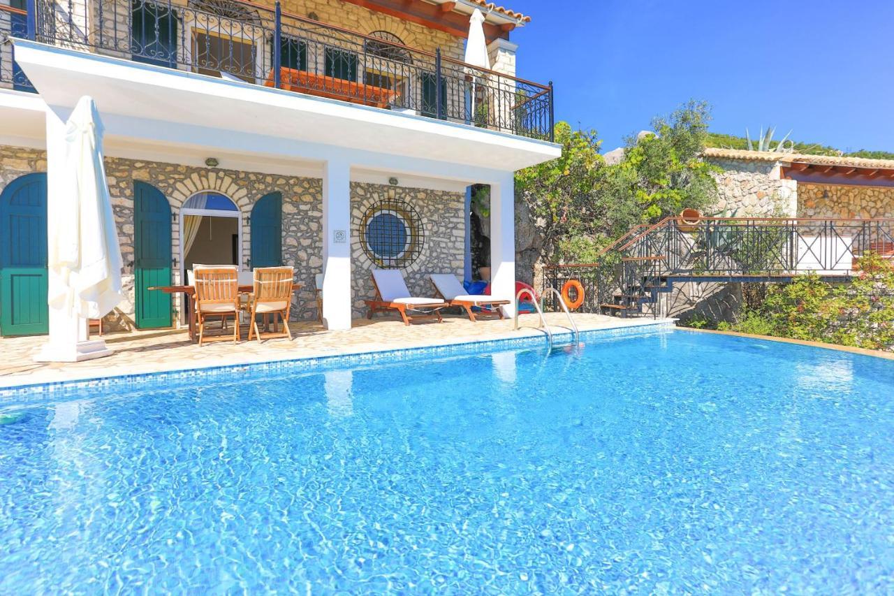 House On The Rocks Villa Katavolos Luaran gambar
