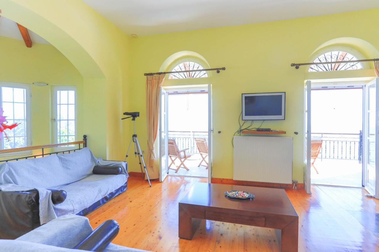 House On The Rocks Villa Katavolos Luaran gambar