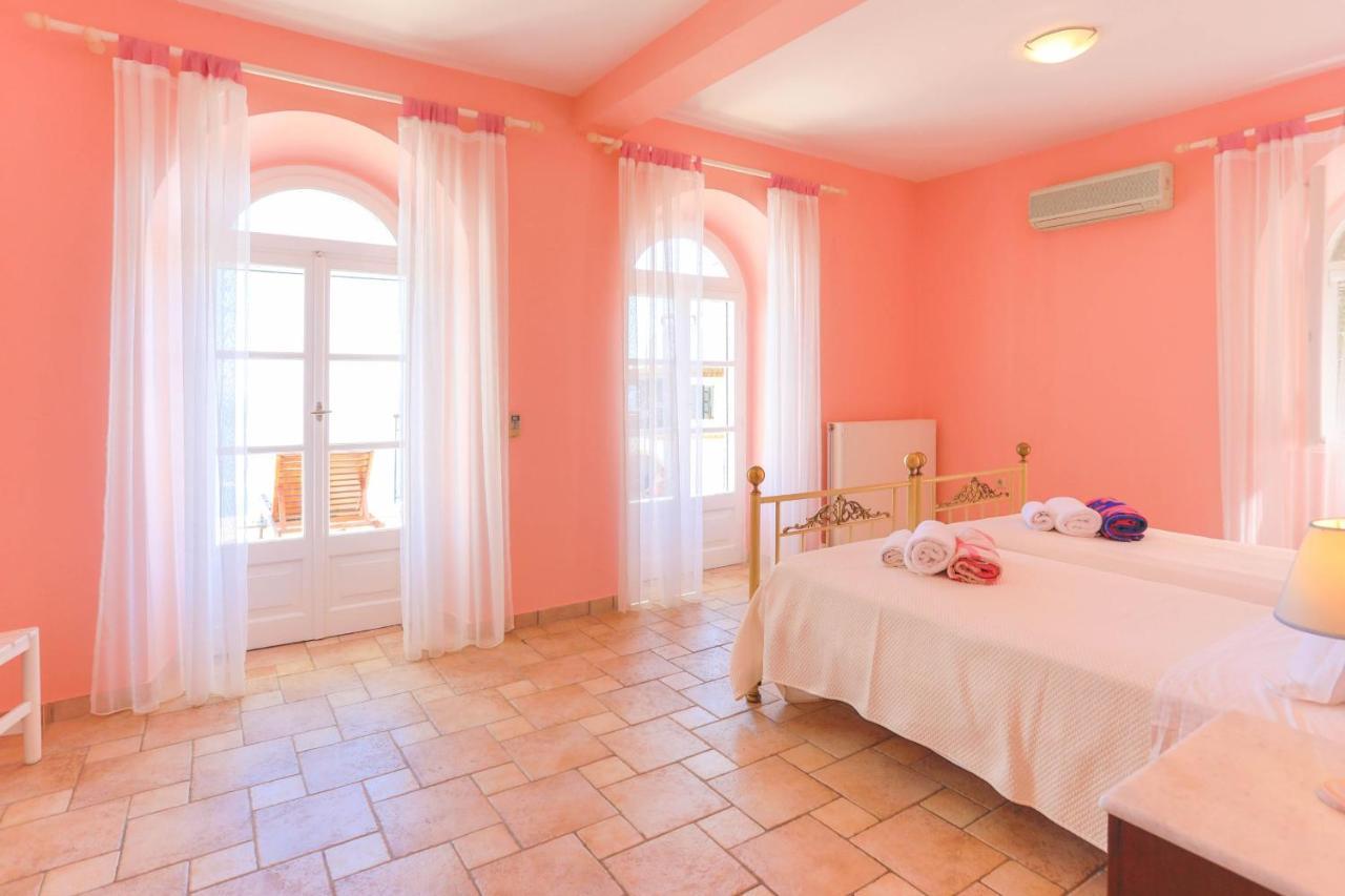 House On The Rocks Villa Katavolos Luaran gambar